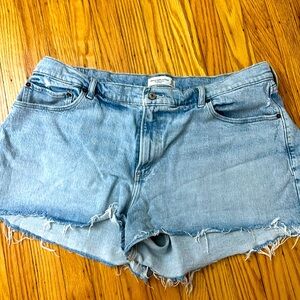 Abercrombie - Mom Short